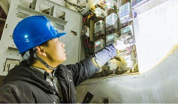 合肥竊電數(shù)額高達(dá)328.54萬(wàn) 用電150度電表僅走一度